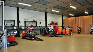 mechanics, Champniers