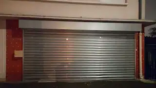 MetalsFrance - Rideau Métallique - Porte Sectionnelle 95, Cergy