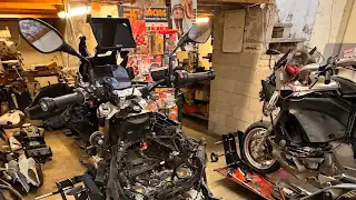 Motorrad Wald, Castres
