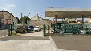 Nguyen Sarl Station, Choisy-le-Roi
