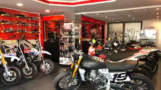 BLOCKPASS 2 ROUES - Concessionnaire Motos et Scooters - Atelier - Pièces détachées - Location et Vente MiniGP Pitbike, Tours