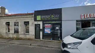 Service de pneus, Mérignac