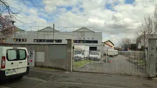 Ye's garage, La Courneuve