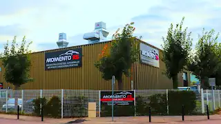 Garage Momento RS, Montigny-le-Bretonneux
