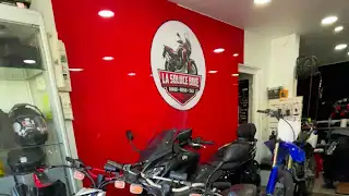 La Soluce Bike - Garage Moto, Stains