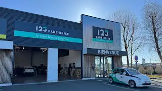 123 Pare-Brise Arras, Arras