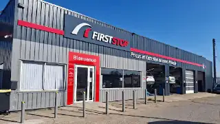 First Stop Nîmes, Nîmes