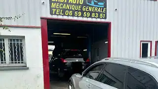 Garage baby auto, Les Mureaux