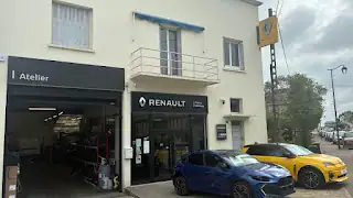 RENAULT - AKM AUTO, Saint-Cyr-l'École