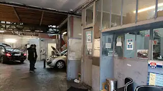 Garage des 6 routes, La Courneuve